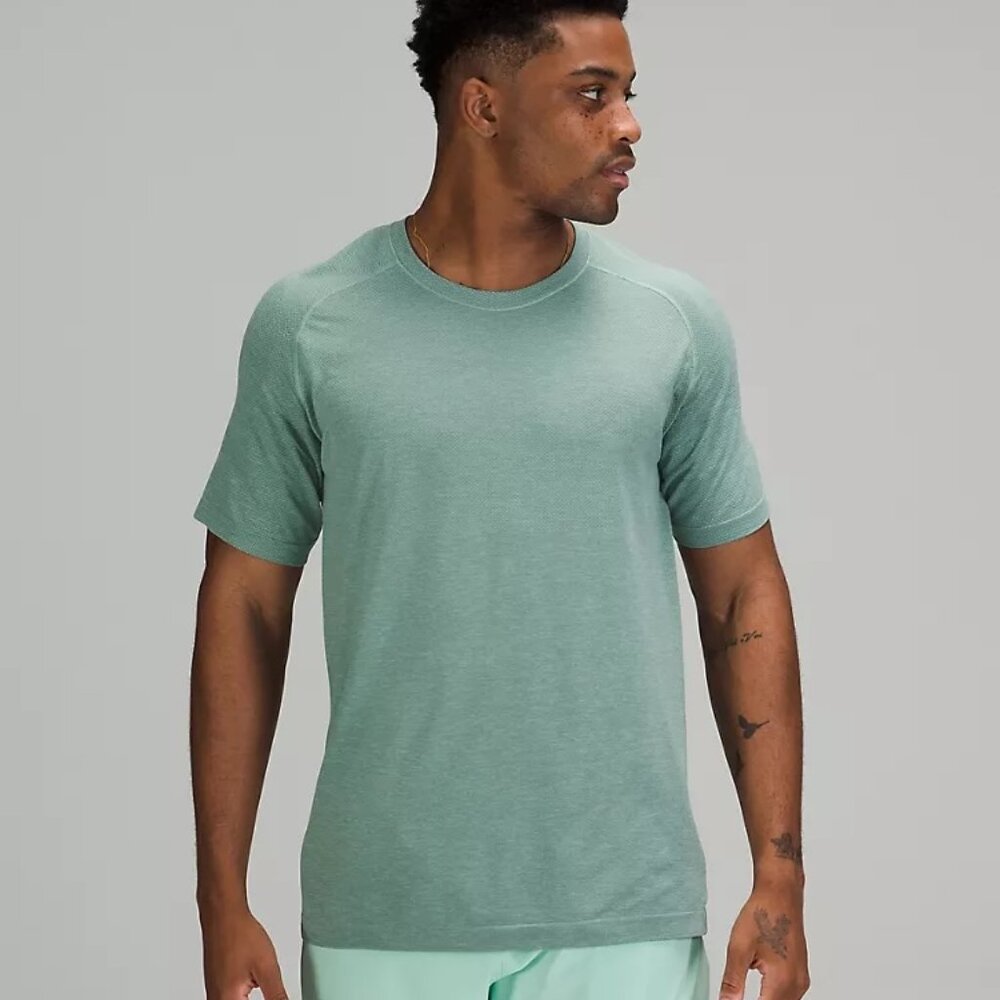 Lululemon Metal Vent Tech Short Sleeve Shirt